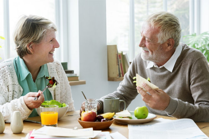 Easy-To-Do Healthy Meals for Seniors