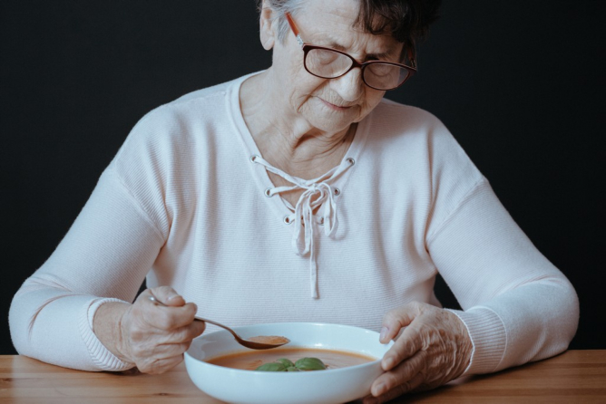 The Subtle Signs of Malnourishment in Seniors
